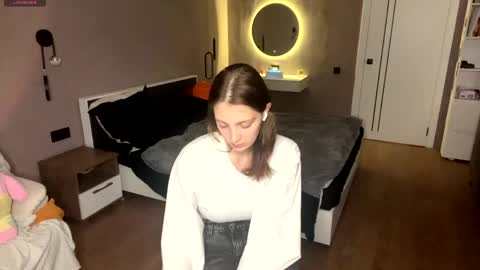 Asti online show from April 2, 2026, 4:15 pm