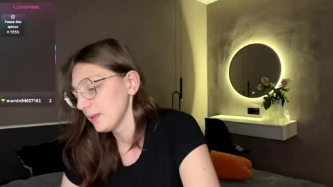 Asti online show from April 22, 2026, 4:08 pm