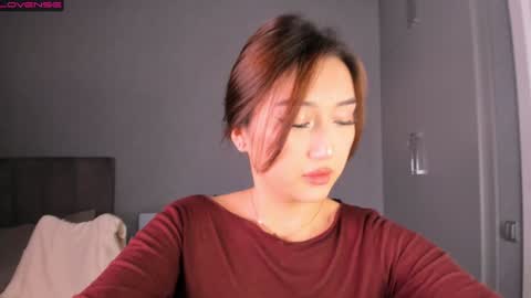 minnie_jin online show from February 7, 2025, 2:37 pm