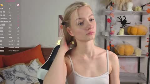 Snapshot of minnietammy chatting on November 15, 2025, 11:10 pm Mary is here 3 My favorite patterns 77143222321Try my private online show from November 15, 2025, 11:10 pm