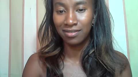 minouch211907 online show from March 6, 2025, 11:03 am