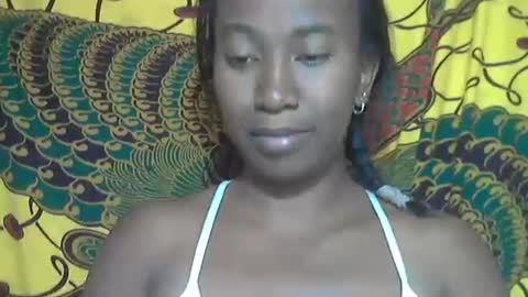 minouch211907 online show from October 14, 2025, 7:31 am