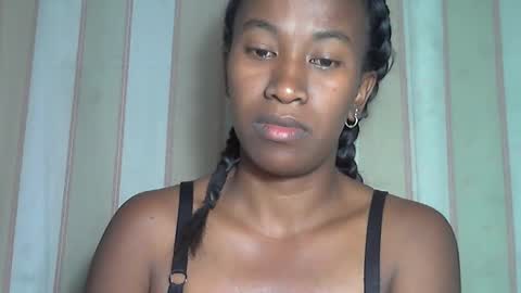 minouch211907 online show from January 11, 2026, 6:02 pm