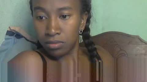 Snapshot of minouch211907 chatting on May 26, 2026, 7:21 pm minouch211907 online show from May 26, 2026, 7:21 pm