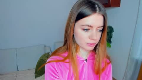 Linda online show from December 14, 2025, 7:47 am