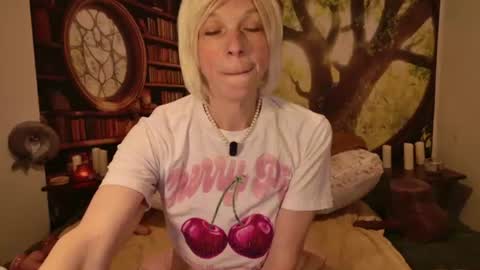 Tessa Rae online show from July 6, 2026, 1:57 am