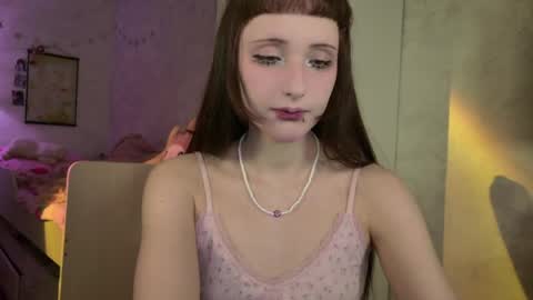 Mira online show from April 25, 2026, 9:12 pm