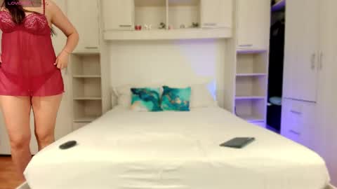 Snapshot of mira_marble chatting on March 3, 2026, 5:46 am mira marble online show from March 3, 2026, 5:46 am