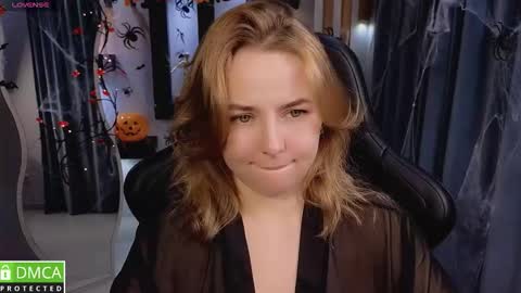 Mira online show from November 2, 2025, 1:08 am