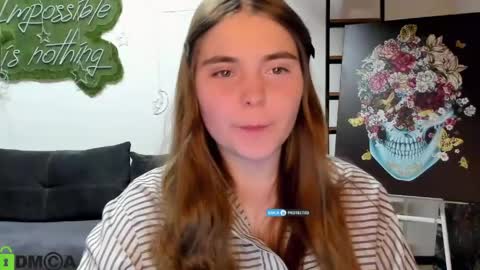 miraa_bloom online show from April 27, 2026, 3:54 pm