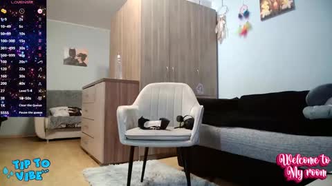 Snapshot of miracle_rose chatting on February 4, 2025, 2:07 am Miracle Rose online show from February 4, 2025, 2:07 am