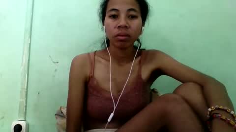 mirah881 online show from September 19, 2025, 7:10 am