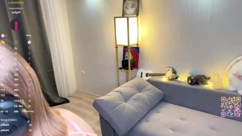 Mira online show from April 24, 2026, 8:44 pm