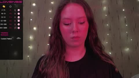 Kira online show from December 30, 2024, 1:36 pm