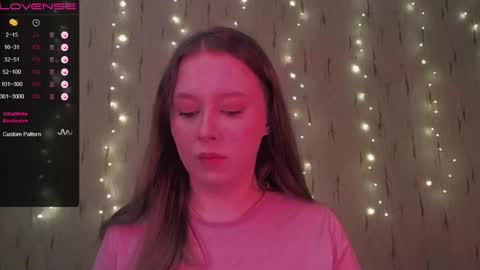 Kira online show from January 7, 2025, 8:52 pm