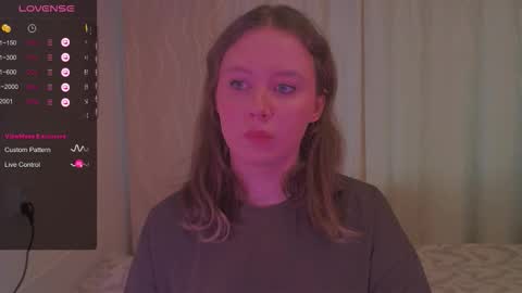 Kira online show from November 21, 2025, 10:58 am