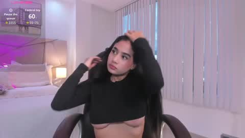 Snapshot of miranda_crawfor chatting on July 16, 2026, 8:15 pm miranda_crawfor online show from July 16, 2026, 8:15 pm