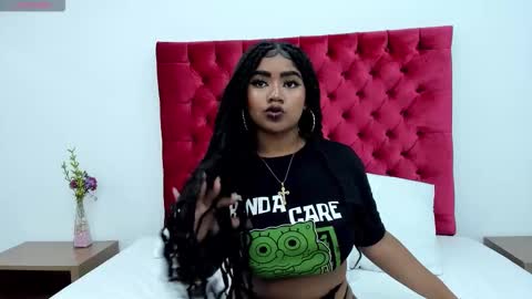 M T online show from November 11, 2025, 2:33 am