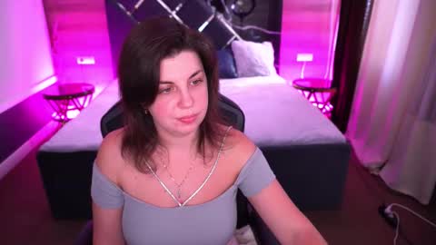 Miranda online show from October 14, 2025, 6:03 am