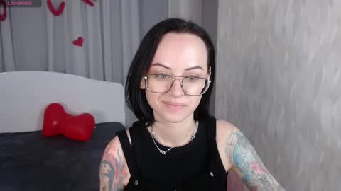 Mira online show from February 16, 2025, 6:43 pm