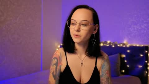 Snapshot of miraskyy chatting on May 3, 2026, 4:57 pm MiraSkyy online show from May 3, 2026, 4:57 pm