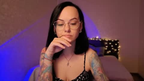 Snapshot of miraskyy chatting on May 24, 2026, 3:17 pm MiraSkyy online show from May 24, 2026, 3:17 pm