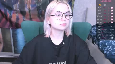 Kira online show from January 29, 2025, 10:43 pm