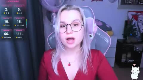 Kira online show from February 5, 2026, 10:58 pm