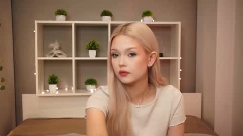 Elsa online show from October 29, 2025, 8:21 pm