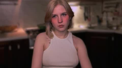 Mira online show from November 11, 2025, 12:10 am