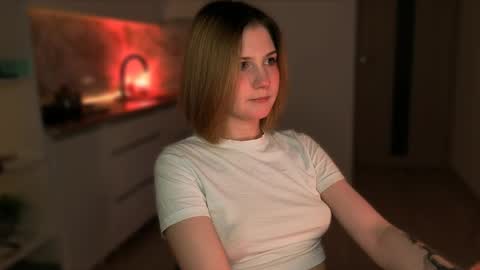 Mira online show from April 19, 2026, 8:22 pm