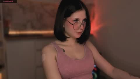 Snapshot of mirrameow chatting on May 27, 2026, 7:00 pm Mira online show from May 27, 2026, 7:00 pm