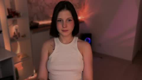 Snapshot of mirrameow chatting on June 28, 2026, 10:05 pm Mira online show from June 28, 2026, 10:05 pm