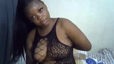 mirror_254 online show from December 9, 2024, 10:20 pm