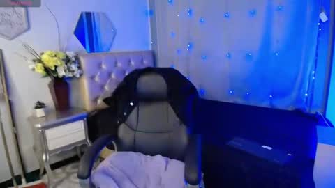 Misaaki online show from November 13, 2025, 11:09 am