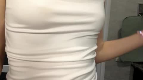 Molly online show from September 10, 2025, 7:36 pm