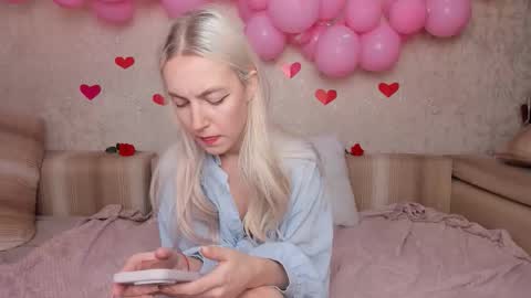 mishapallmer online show from February 15, 2026, 1:31 pm