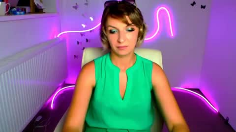 Snapshot of mishelle_blondie chatting on July 20, 2026, 11:34 am Mishelle online show from July 20, 2026, 11:34 am