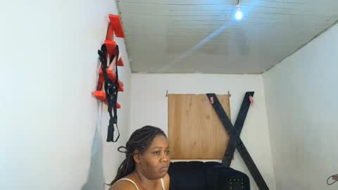 Snapshot of mishyfreaky chatting on June 15, 2026, 9:39 pm Mishy online show from June 15, 2026, 9:39 pm