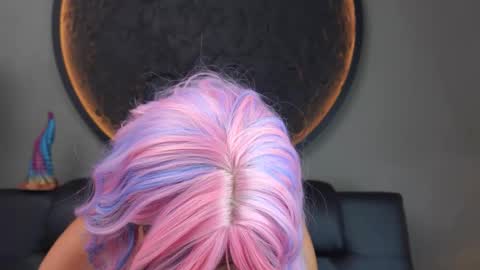 Charlotte online show from February 4, 2026, 6:14 pm