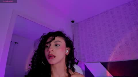 Charlotte online show from November 5, 2025, 3:50 am