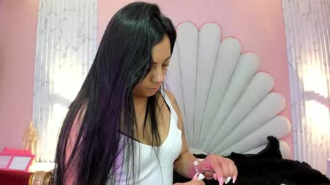 miss__star_ online show from April 16, 2026, 3:13 pm