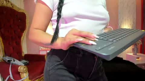Snapshot of miss__star_ chatting on April 28, 2026, 3:28 pm miss__star_ online show from April 28, 2026, 3:28 pm