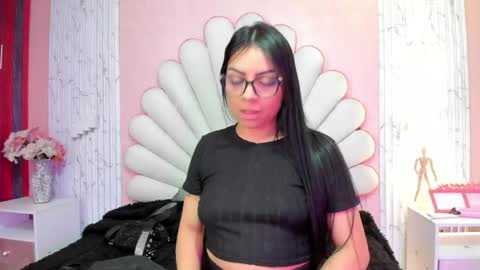 Snapshot of miss__star_ chatting on May 25, 2026, 3:18 pm miss__star_ online show from May 25, 2026, 3:18 pm