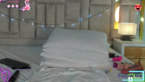 Miss Abigail  online show from January 30, 2025, 3:08 pm