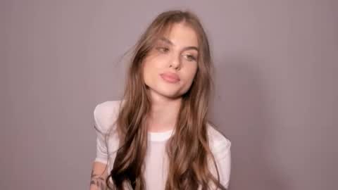 Katrin online show from November 17, 2025, 12:33 pm