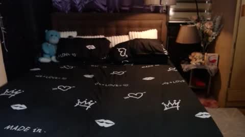 miss angelic15 online show from February 23, 2026, 1:25 am