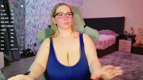 Anna online show from February 26, 2025, 7:38 pm