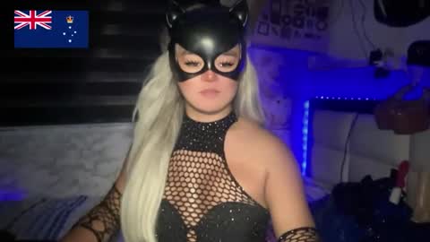 Call me  Miss Antonette  online show from June 6, 2026, 9:19 pm