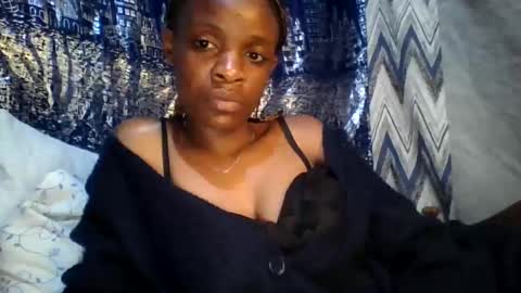 miss_belllo online show from February 1, 2025, 10:44 pm